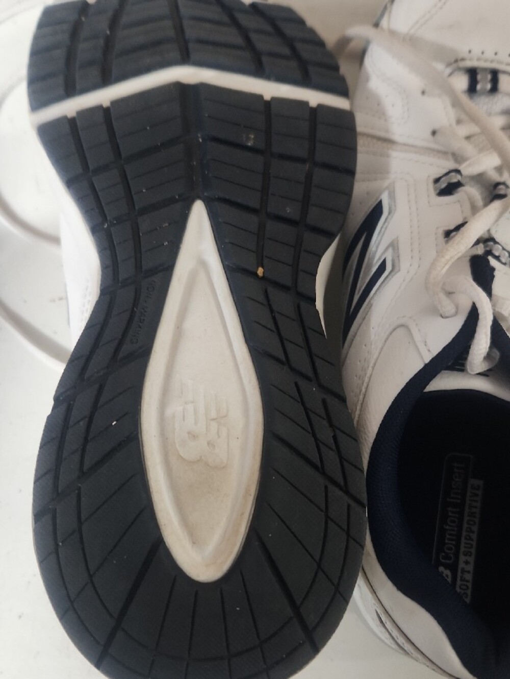 New Balance 608 - Picture 3 of 5